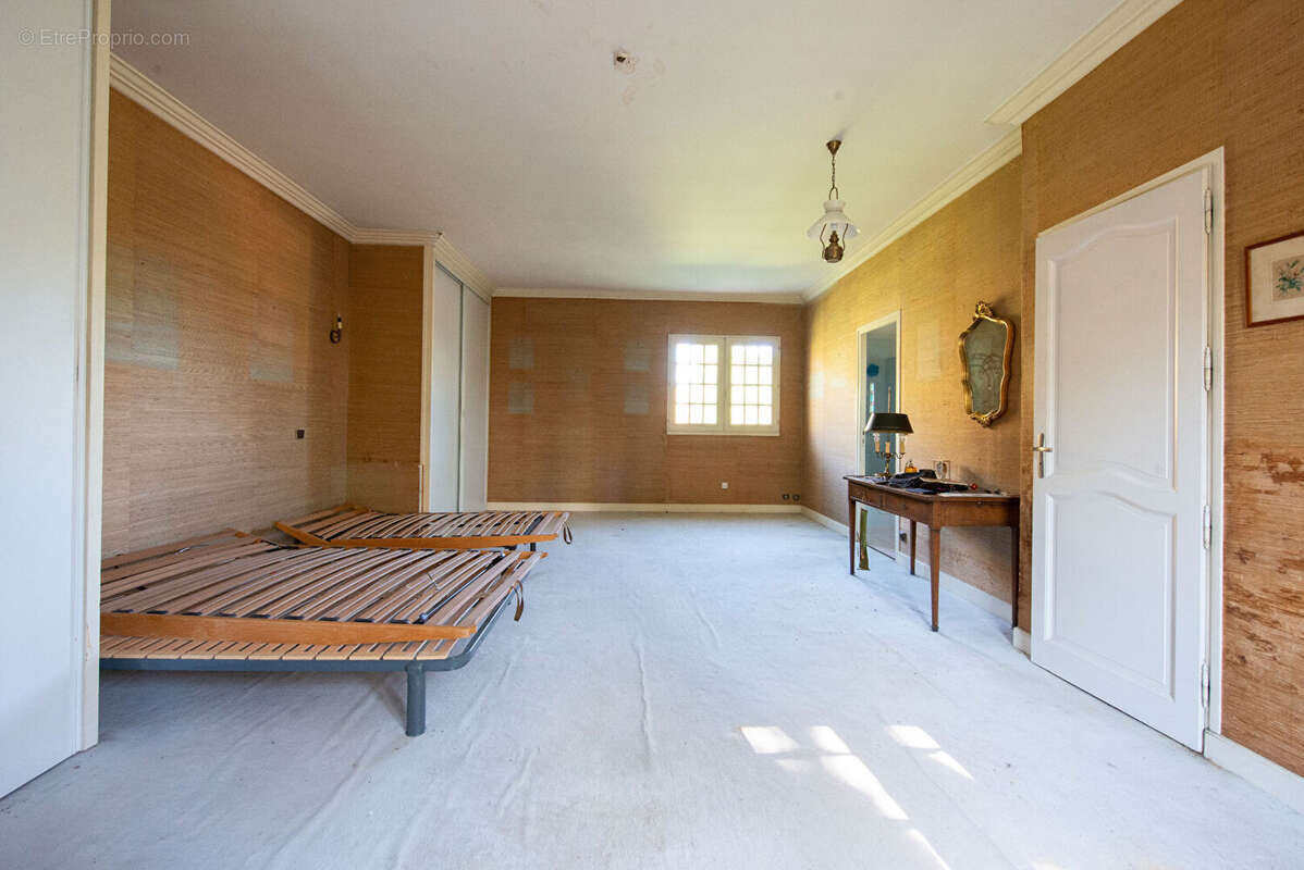 Architecture à réhabiliter - 1800 - maison fargues saint hilaire - photo 9