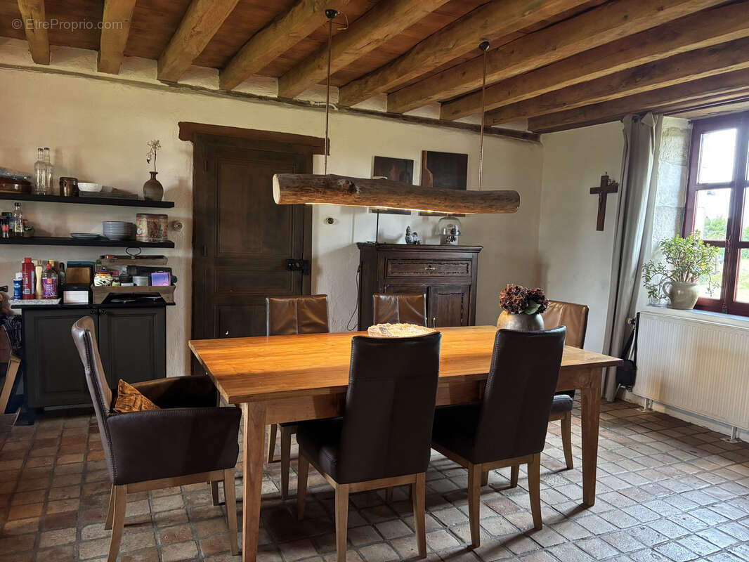 Maison à TRESNAY