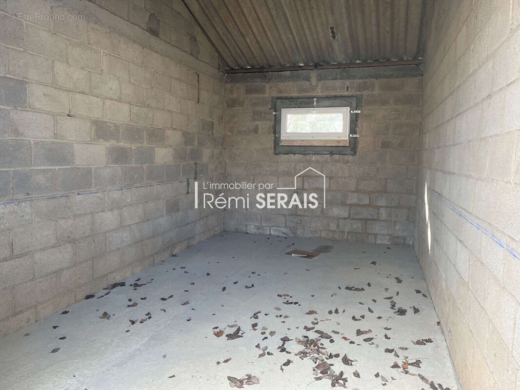 Parking à SOURDEVAL