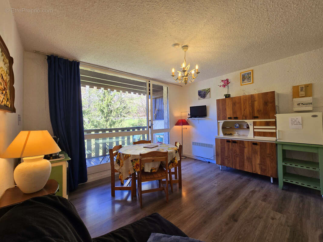 Appartement à SAINT-PONS