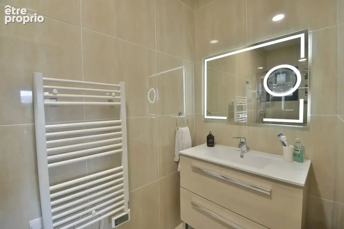 DARDILLY – Superbe villa contemporaine de 151 m² avec vue Mont Verdun - photo 23
