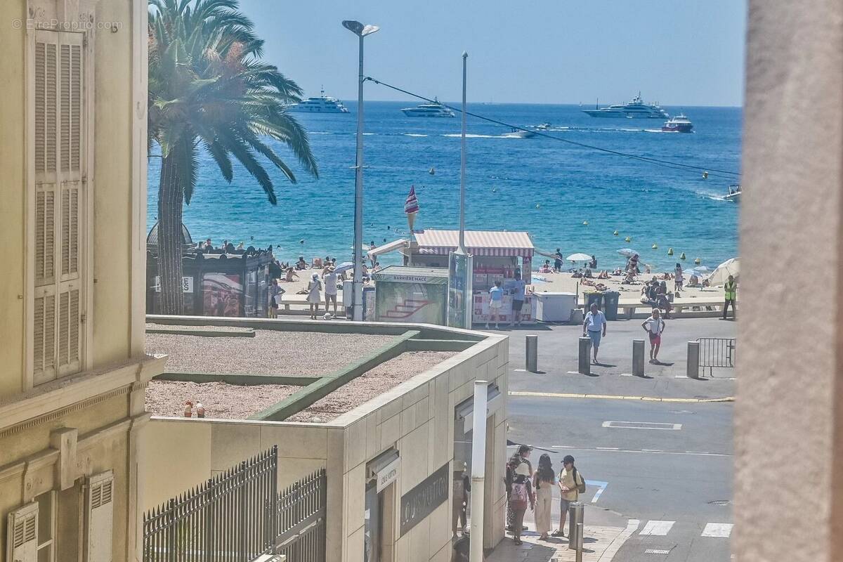 Appartement à CANNES