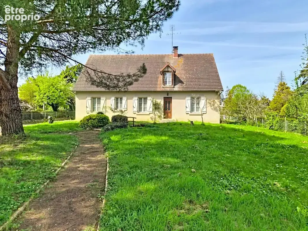 Maison 4 pièces 152 m² · à La Châtre · 152 m² · 219 900 €
