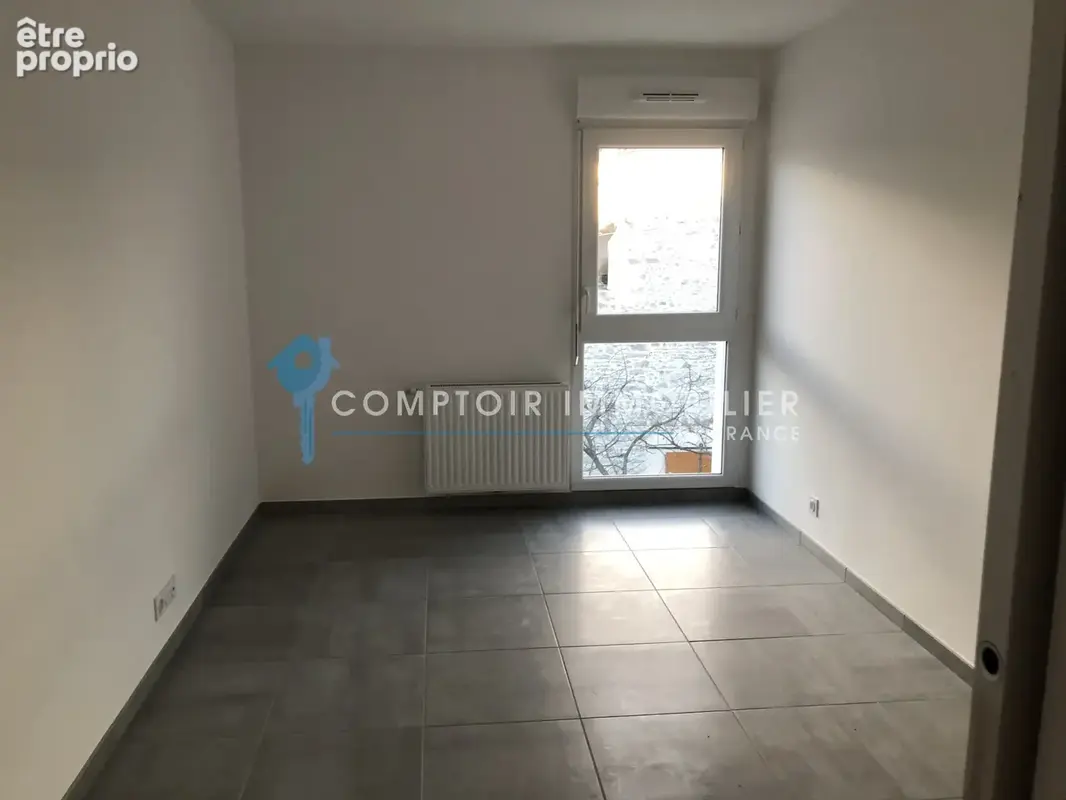 A VENDRE -  Appartement T3 récent avec terrasse   66 m2   DPE A - photo 13
