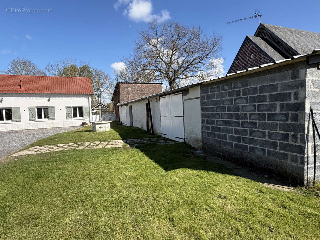 Maison à SAINT-QUENTIN-LA-MOTTE-CROIX-AU-BAILLY