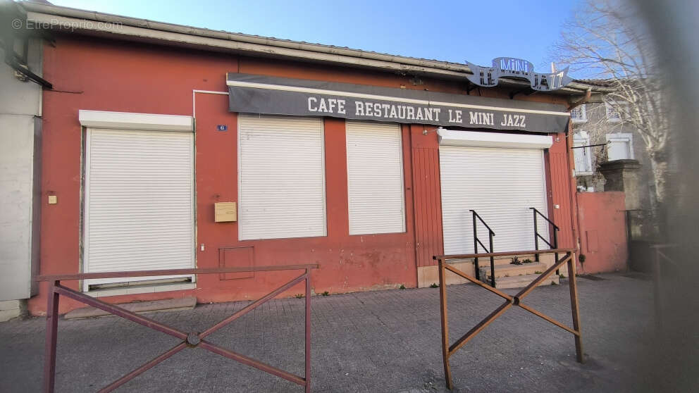 Commerce à SAINT-RAMBERT-D'ALBON