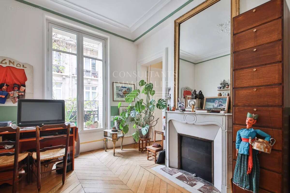 Appartement à PARIS-6E