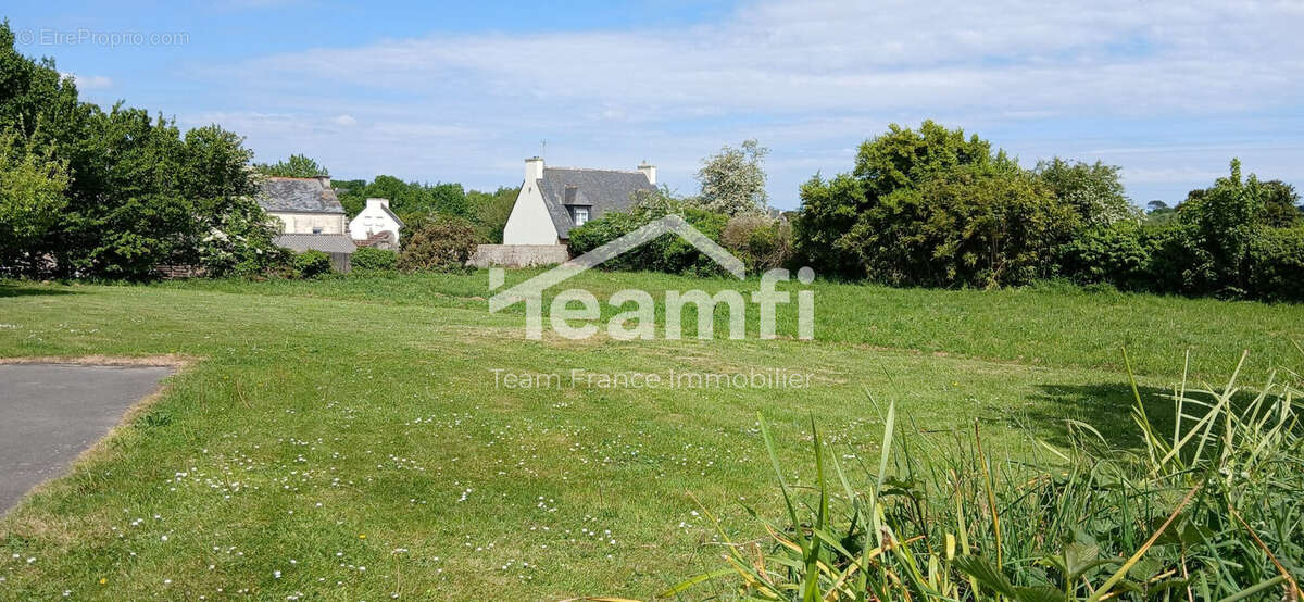 Maison 97 m² à Plouzevede  - photo 4