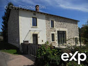 Maison à BUSSEROLLES