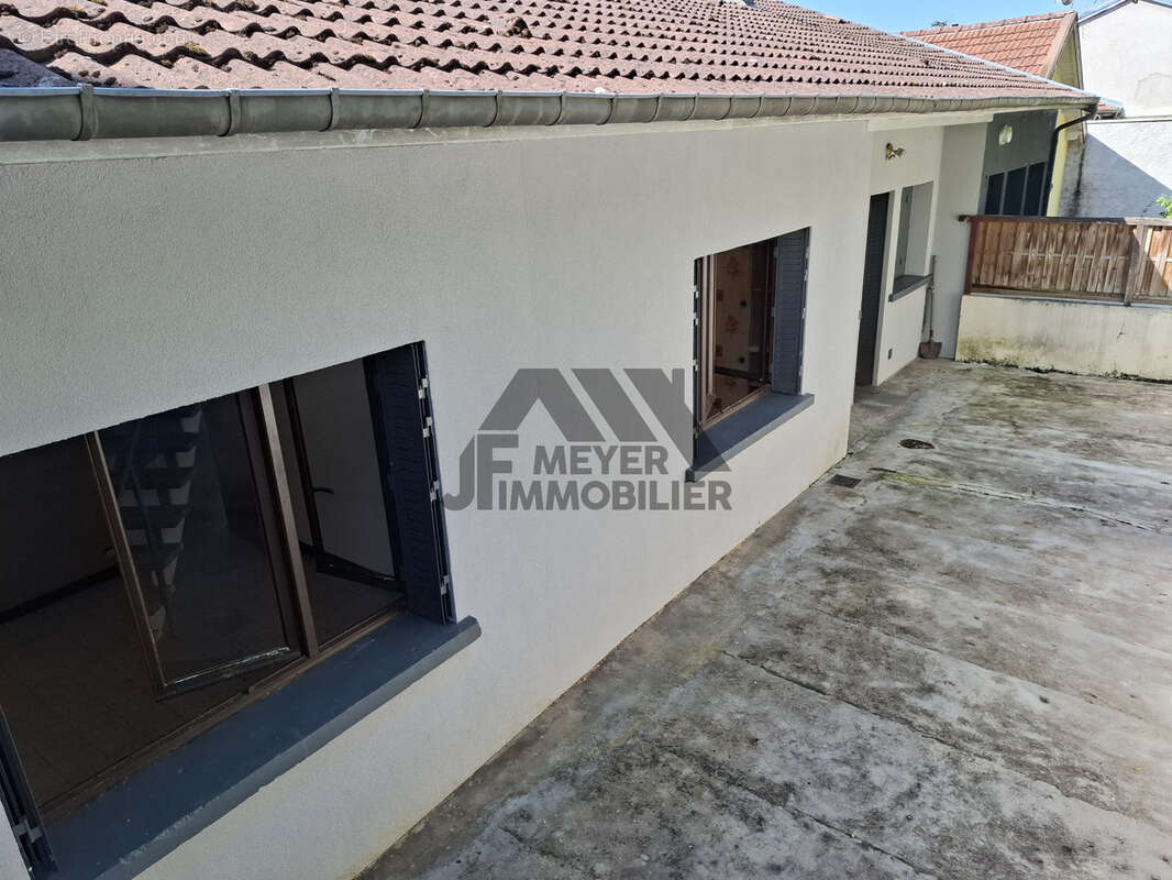 Appartement à POMPEY