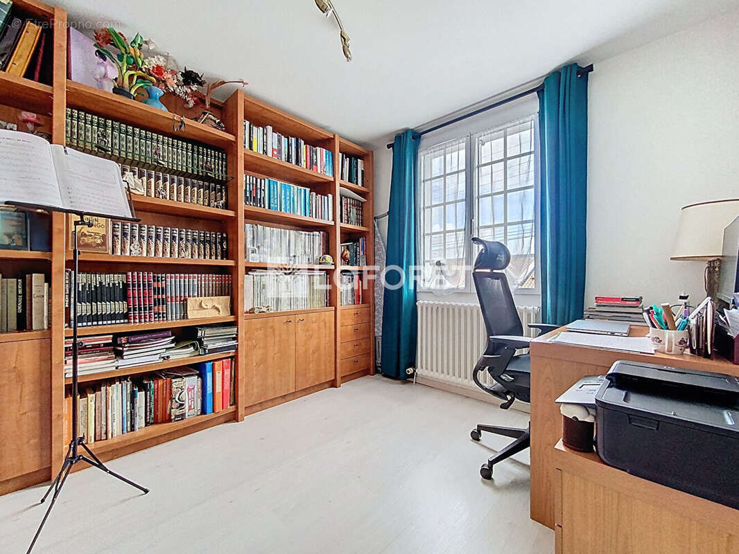 Maison à SAINT-LEGER-SOUS-CHOLET