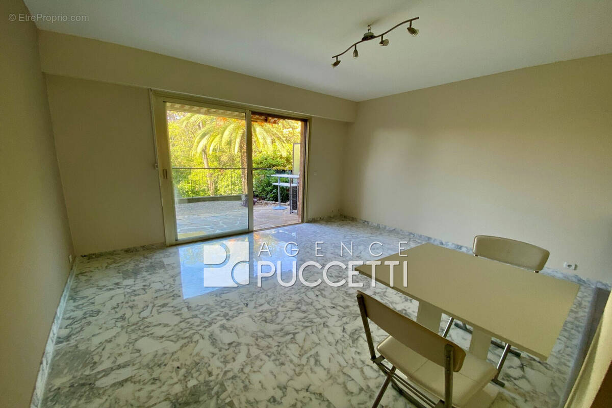 Appartement à VENCE