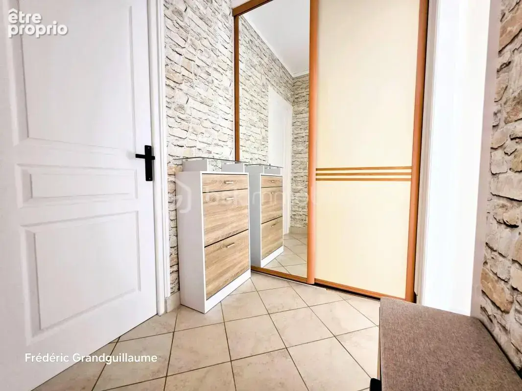  Coup de cœur assuré pour ce superbe T3 lumineux et parfaitement agencé à Saint-Brice-Courcelles ! - photo 13