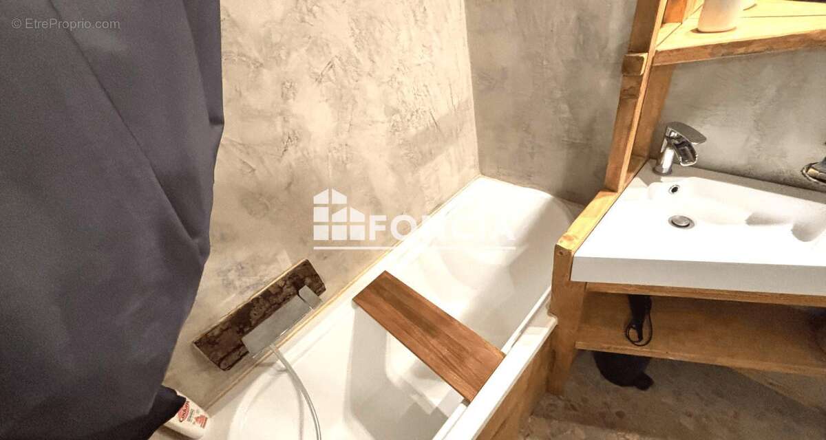 Appartement à LA SALLE-LES-ALPES