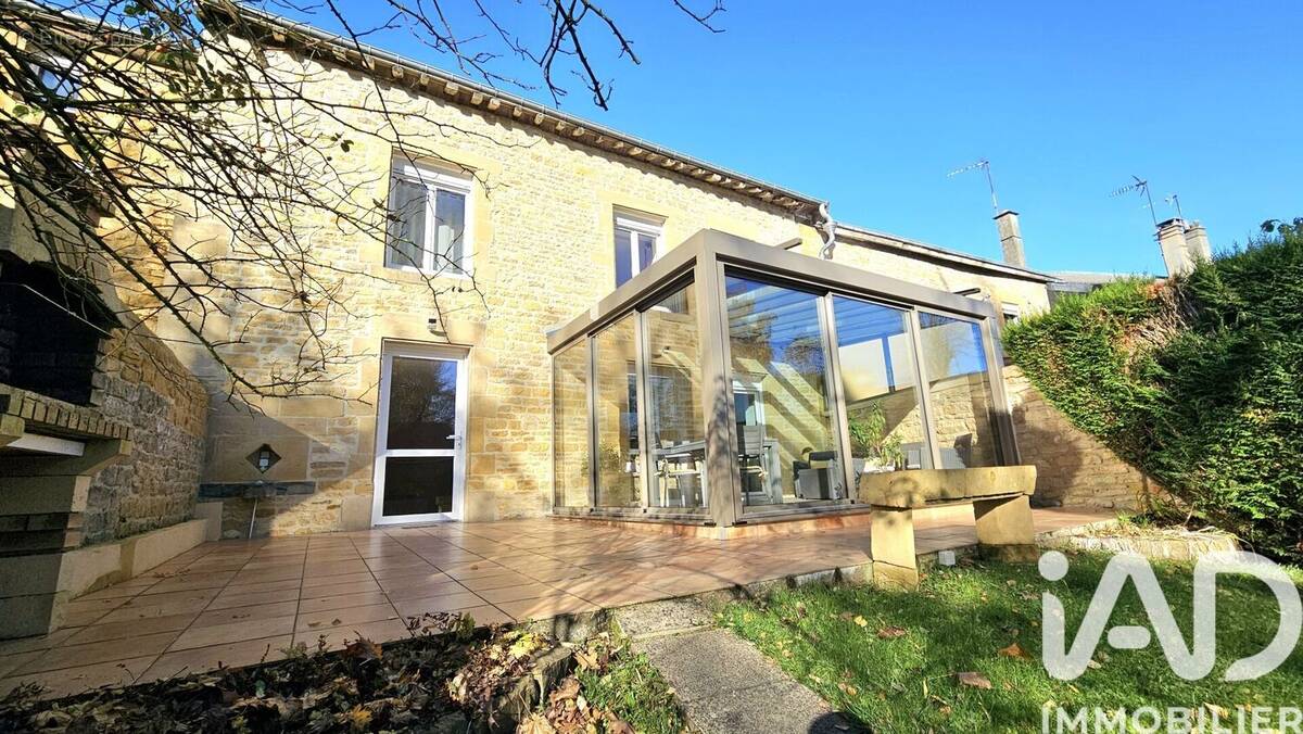 Photo 1 - Maison à LA FRANCHEVILLE