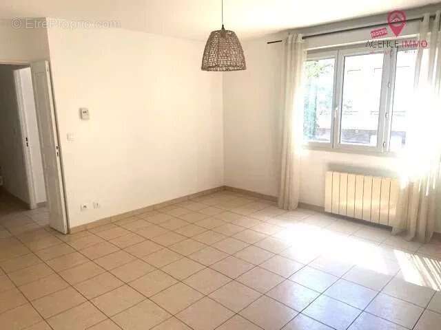 Appartement à LYON-8E