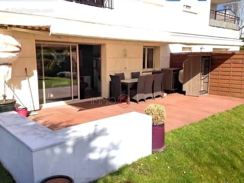 Appartement à LE RAINCY