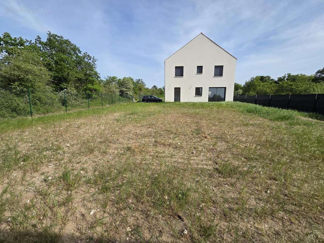 Photo 2 - Maison à SAINT-MARTIN-LA-GARENNE