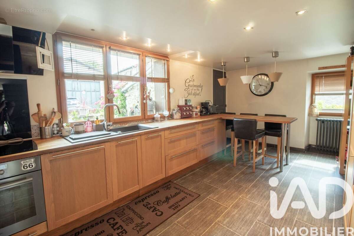 Photo 9 - Maison à NEAUPHLE-LE-CHATEAU