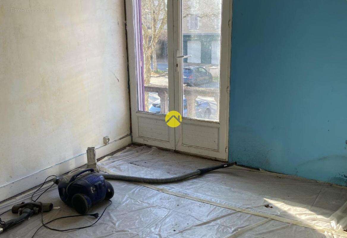 Maison à ABJAT-SUR-BANDIAT