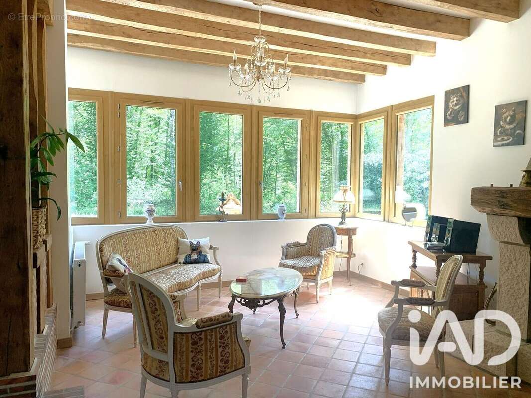 Maison 386 m² à Mont-Pres-Chambord  - photo 4