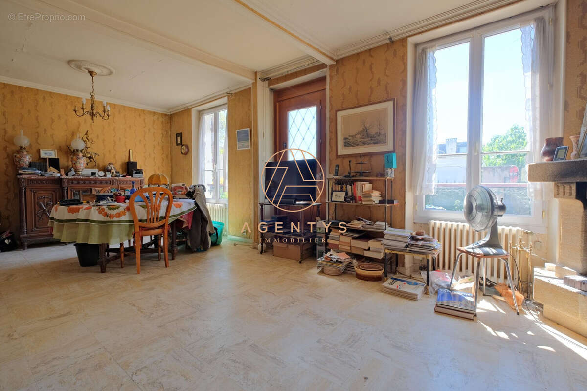 Maison à CHAMPIGNY-SUR-MARNE