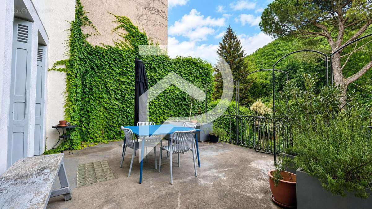 Véritable Maison Coup de Coeur 250 m² et son Jardin Secret Mazamet - photo 17