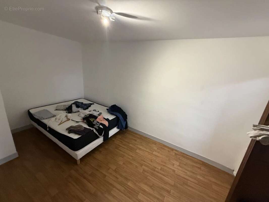 Appartement à MONTREDON-LABESSONNIE