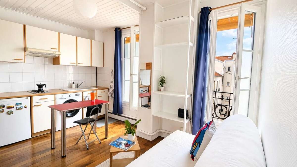 Appartement à PARIS-15E