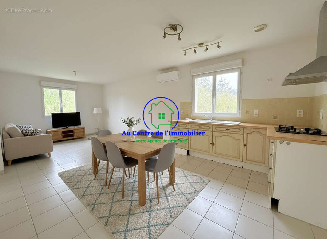 Maison à SAINT-JEAN-DE-THURAC