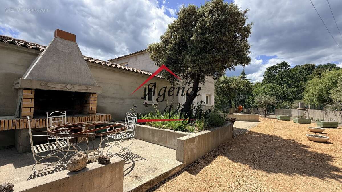 Maison à SAINT-FLORENT-SUR-AUZONNET