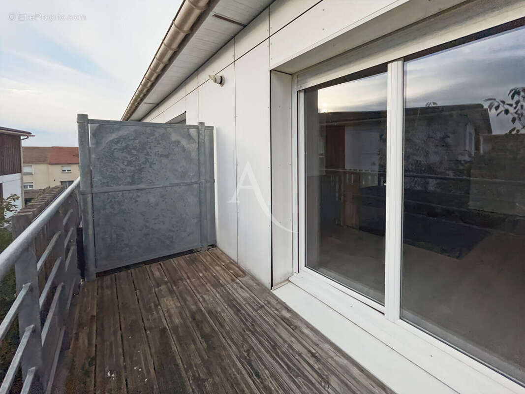 Appartement à GUIGNES