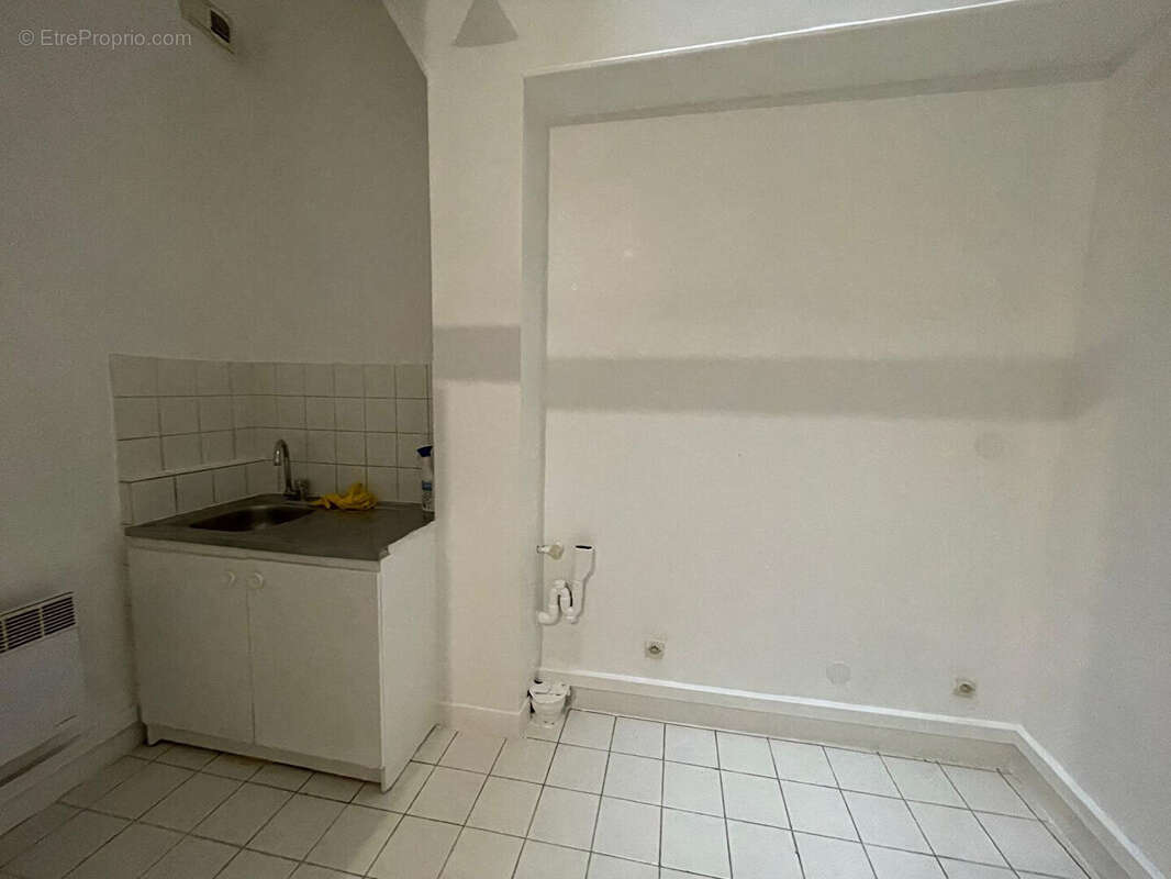 Appartement à PARIS-10E
