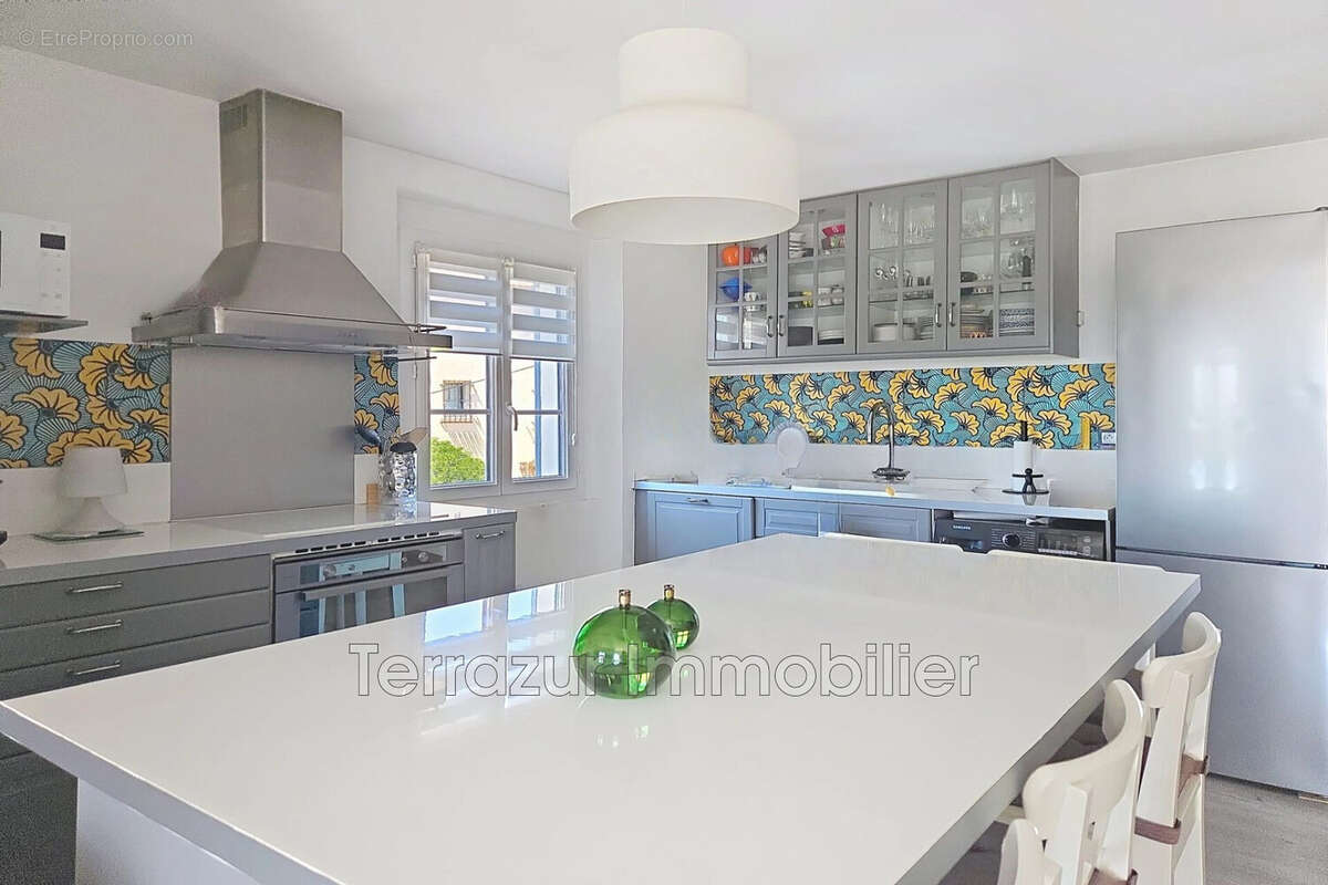 Appartement 103 m² à Vallauris  - photo 4