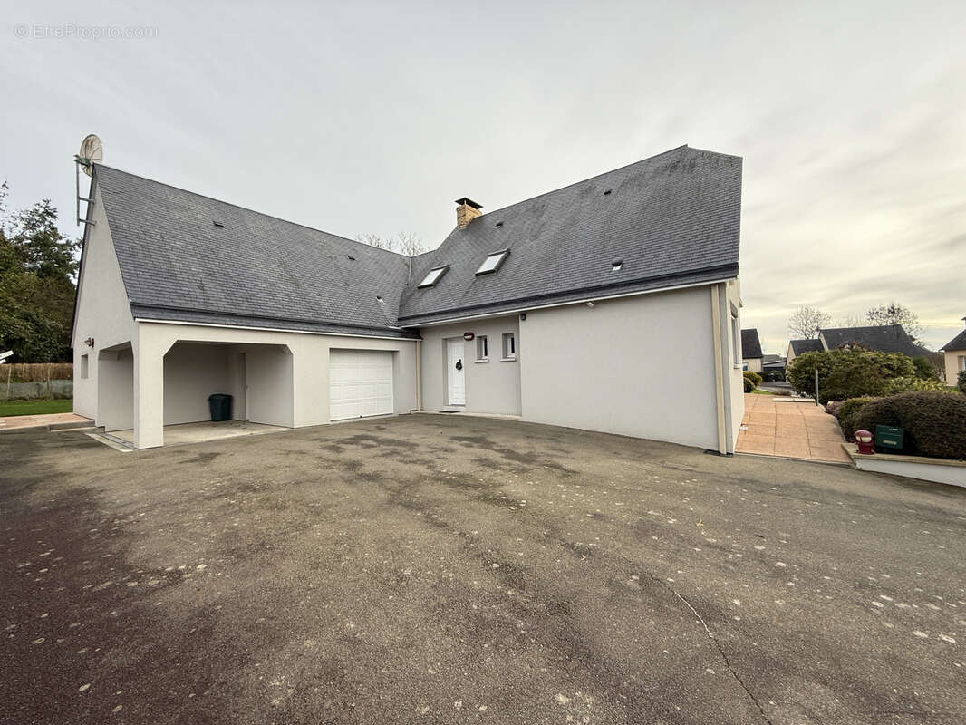 Maison à LE NEUFBOURG