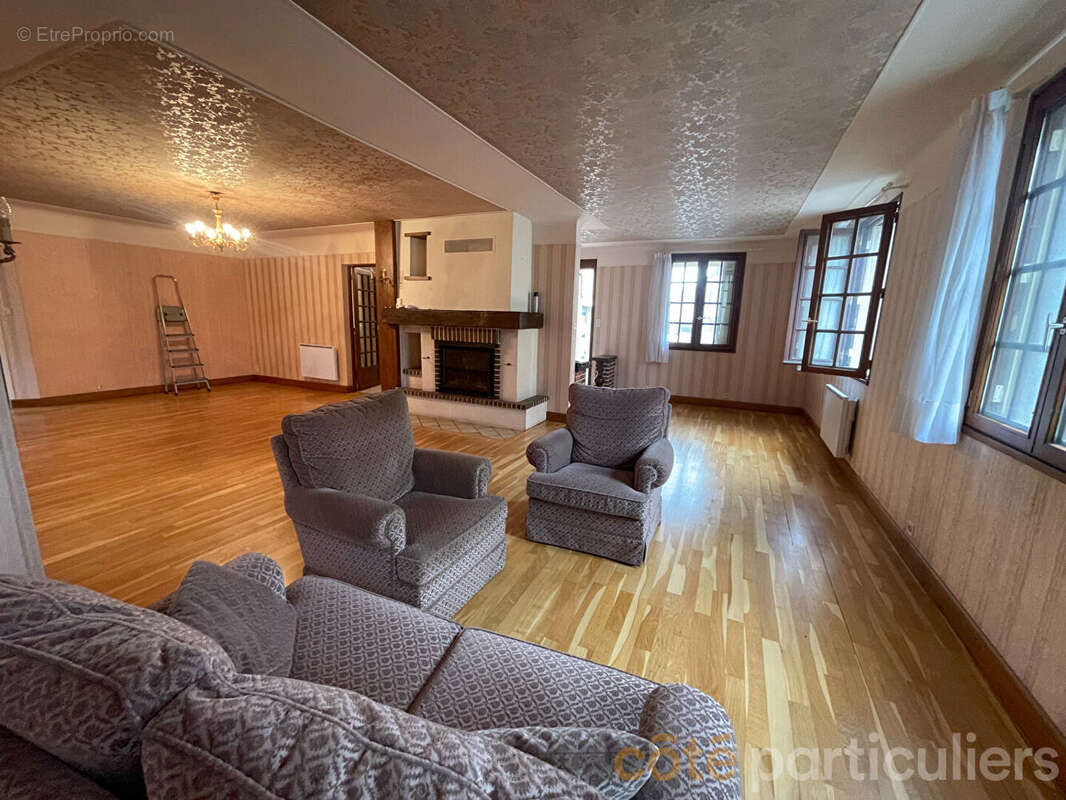 Vend  maison avec terrain et garage à Lignières - photo 7