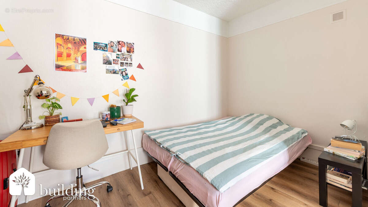 Appartement à LEVALLOIS-PERRET