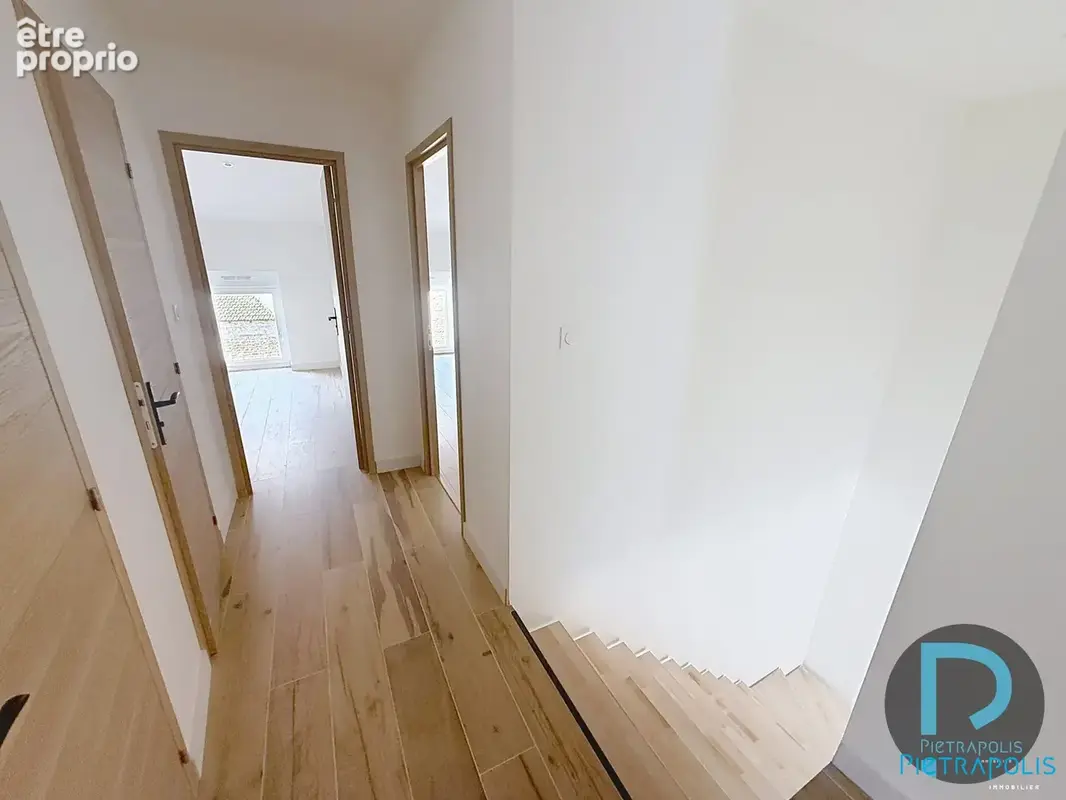 Maison 4 pièces 91 m² à vendre à Manziat (01570) - photo 6