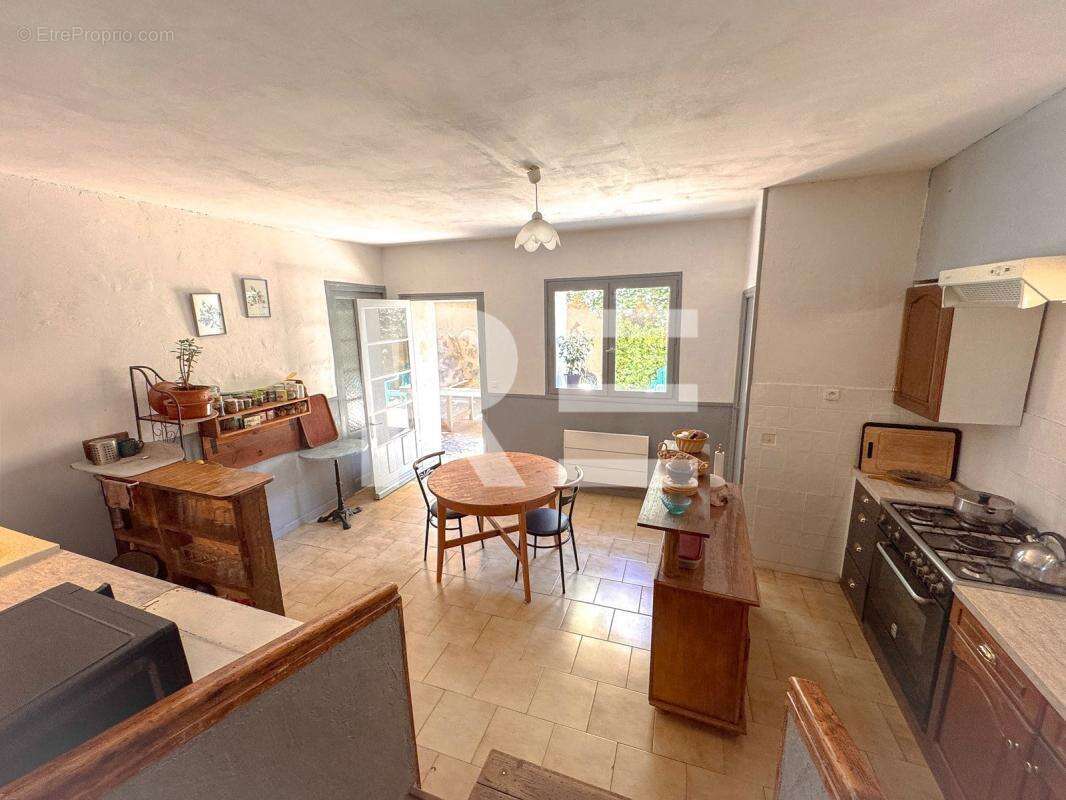 Demeure de caractère 218 m² avec cour interieure & atelier - photo 7