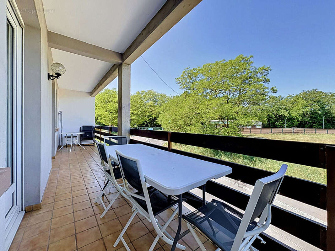 Appartement F4 avec terrasse, jardin, garage et parking à Marmoutier - photo 2