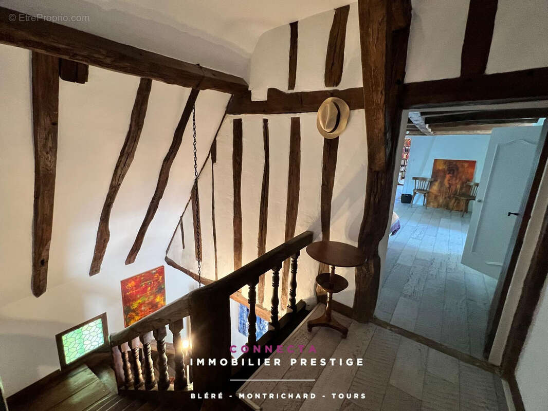 Maison à AZAY-SUR-CHER