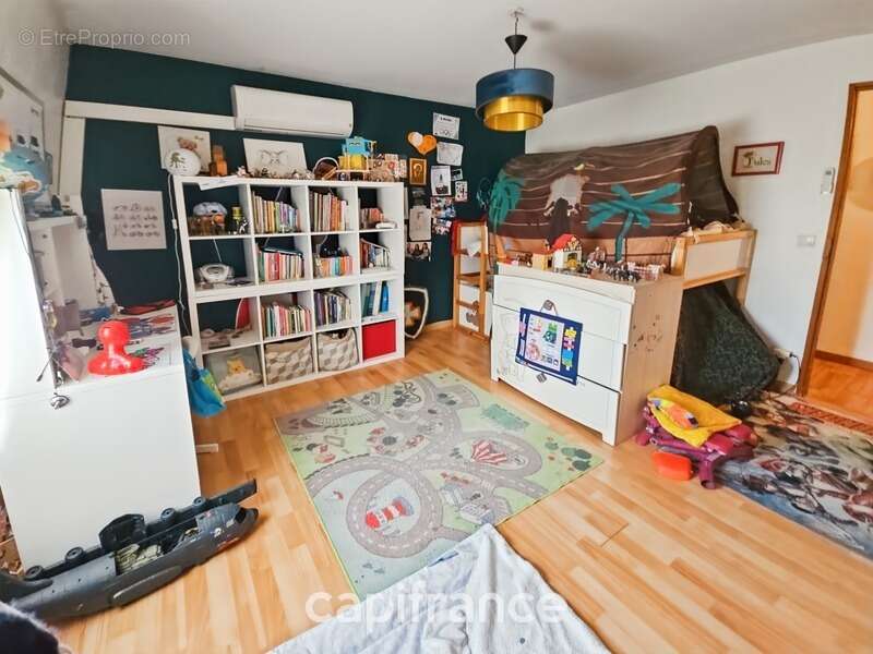 Maison familiale avec jardin & studio indépendant – Saint-André-de-Cubzac ( haut de Port de Plagne) - photo 12