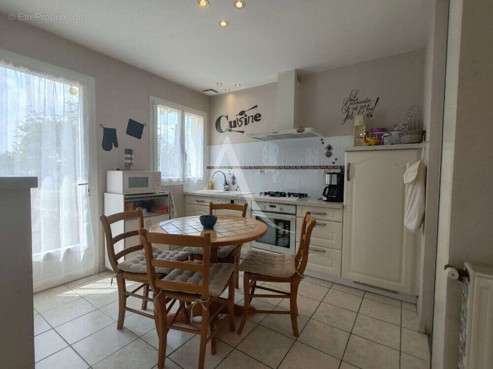 Maison à SAMBIN