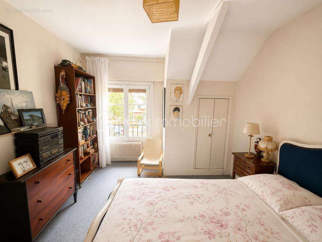 Maison familiale de 160 m² habitables sur 517 m² de terrain – Sous-sol total - photo 20