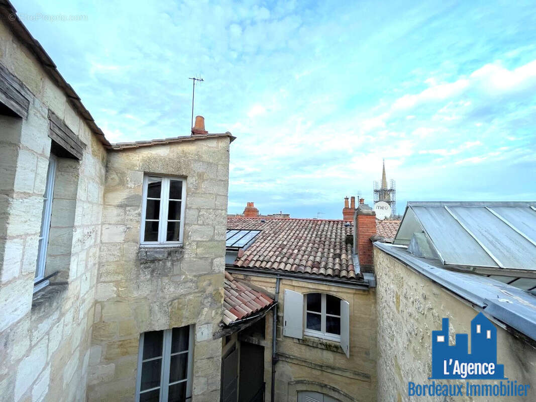 Déjà vendu par l'agence !!! bordeaux- proche du lycee montaigne et de la victoire- appartement t2 duplex vendu libre ! - photo 10