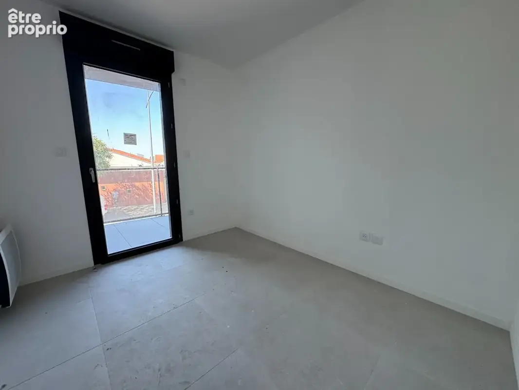 Appartement  5 pièces 105m² + 2 Balcons + Patio + Jardin + 2 parkings sous-sol ! POUVOURVILLE - photo 8