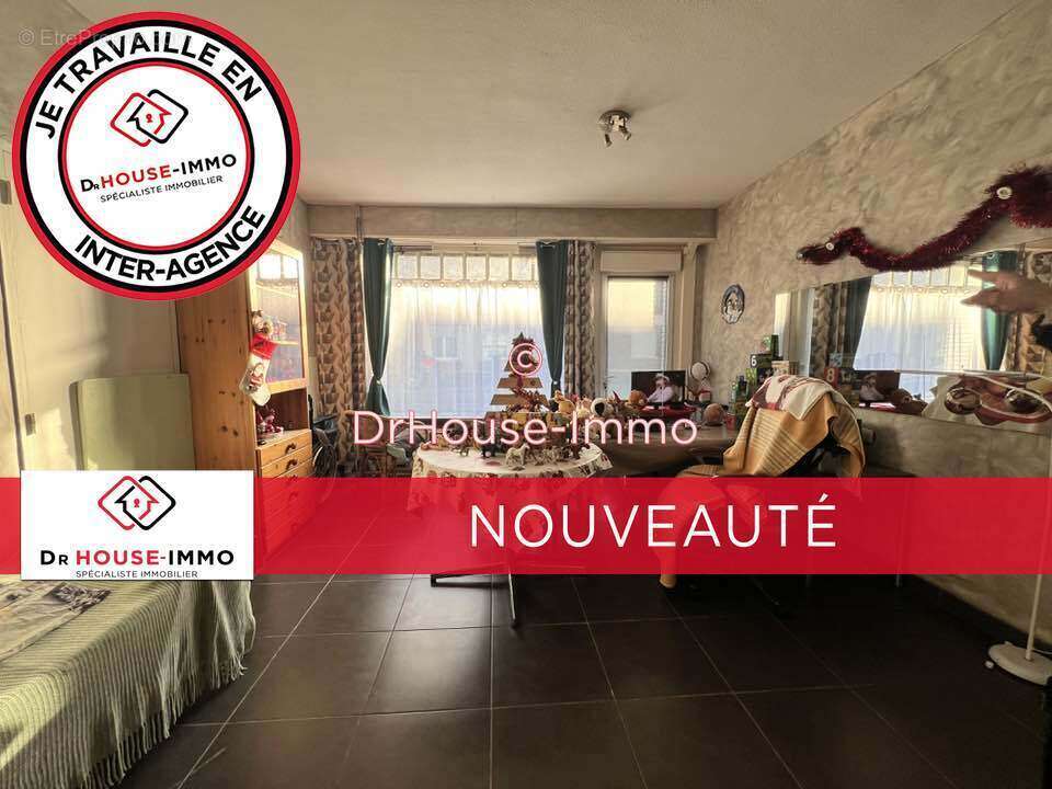 Maison à QUIEVRECHAIN