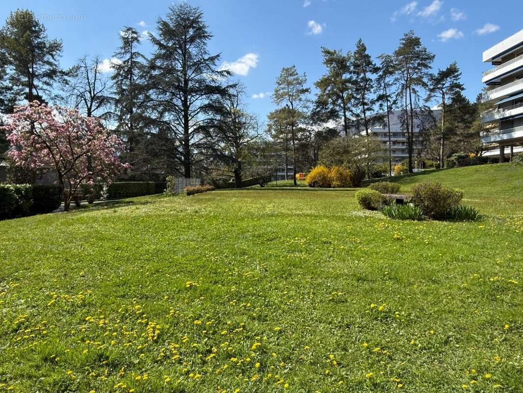 Appartement à MEYLAN