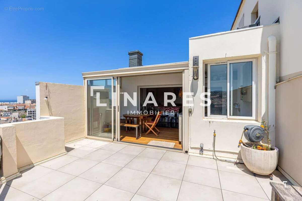Appartement à MARSEILLE-7E