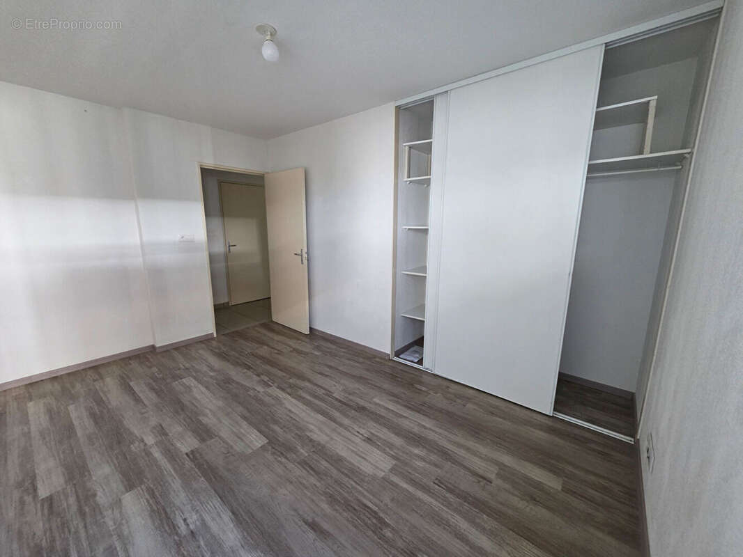 ONDRES,   A VENDRE  Appartement T4 env. 80m² avec terrasse - photo 7